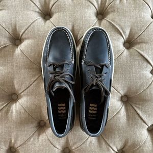Men’s Navy Sperrys